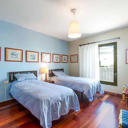 Puerta De Hierro Villa